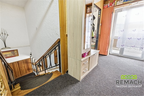 Prodej rodinného domu, 308 m² - 20