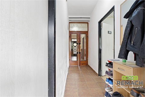 Prodej rodinného domu, 308 m² 16