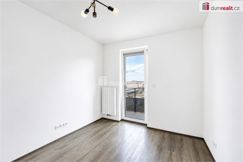 Pronájem bytu 2kk, 63 m² 10
