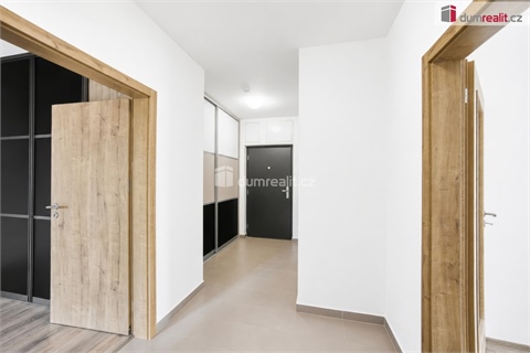 Pronájem bytu 2kk, 63 m² 12