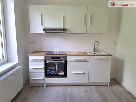 Pronájem bytu 1+1, 40 m² 2