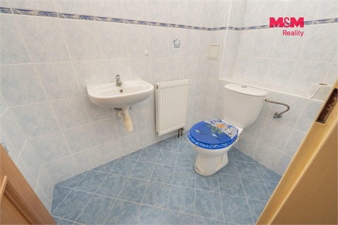 Prodej rodinného domu, 200 m² 6