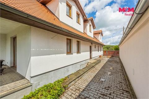 Prodej rodinného domu, 200 m² - 20