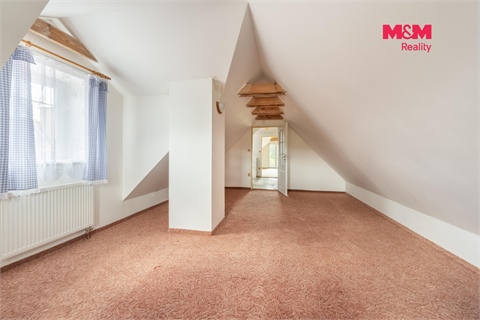 Prodej rodinného domu, 200 m² 12