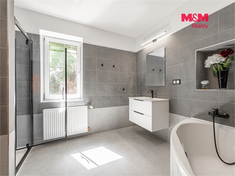 Prodej rodinného domu, 129 m² - 0