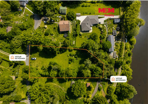 Prodej stavebního pozemku, 2 522 m² 0