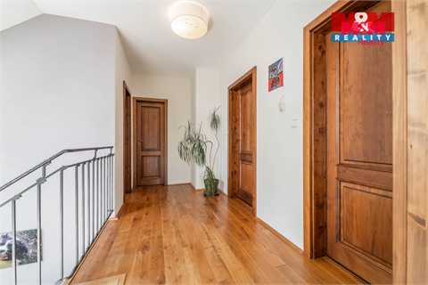 Prodej rodinného domu, 240 m² - 18