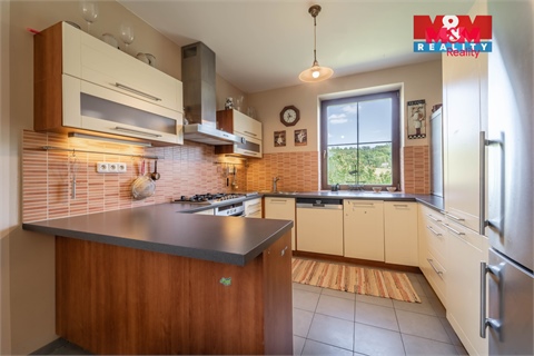 Prodej rodinného domu, 240 m² 4