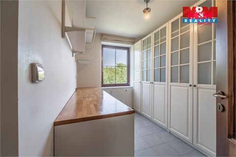 Prodej rodinného domu, 240 m² 16