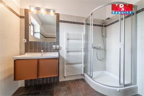 Prodej rodinného domu, 240 m² - 26