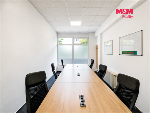 Pronájem obchodních prostor, 81 m² - 2