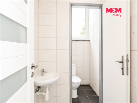Pronájem obchodních prostor, 81 m² 6