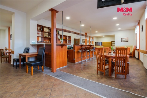 Prodej rodinného domu, 1 355 m² - 16