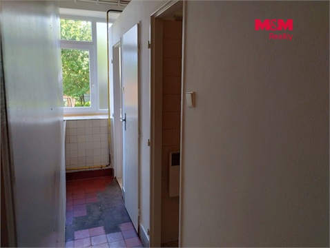 Pronájem obchodních prostor, 93 m² 6
