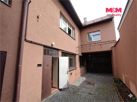 Pronájem obchodních prostor, 93 m² 2
