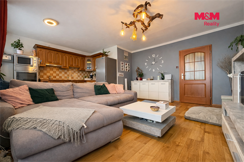 Prodej bytu 4+1, 77 m² 12