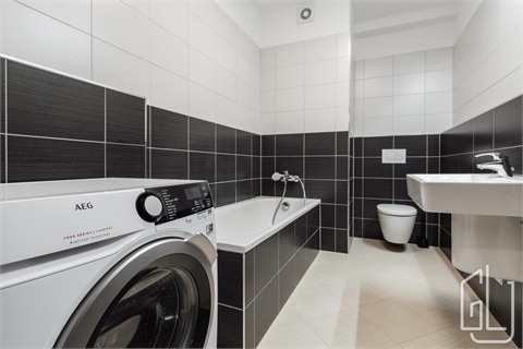 Prodej bytu 2kk, 56 m² 12