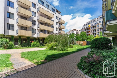 Prodej bytu 2kk, 56 m² - 20