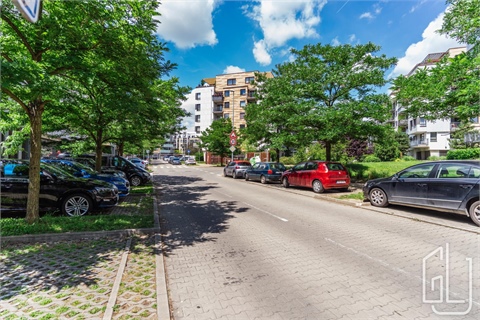Prodej bytu 2kk, 56 m² 26