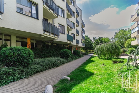 Prodej bytu 2kk, 56 m² - 18