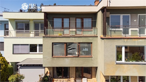 Prodej rodinného domu, 192 m² - 2