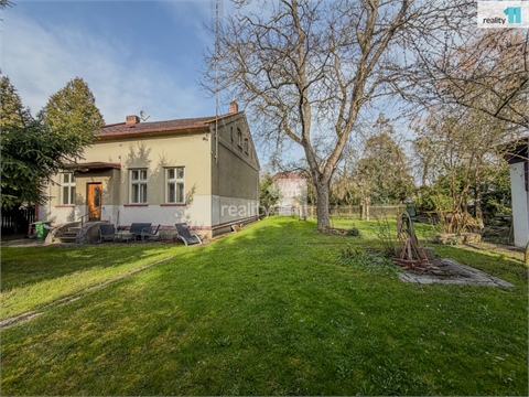Prodej pozemku pro komerční výstavbu, 1 807 m² - 2
