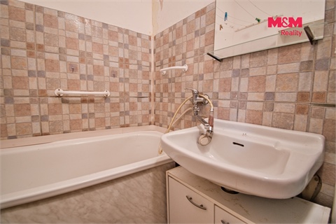 Prodej bytu 2+1, 49 m² - 12