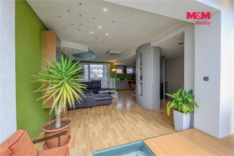 Prodej rodinného domu, 220 m² 12