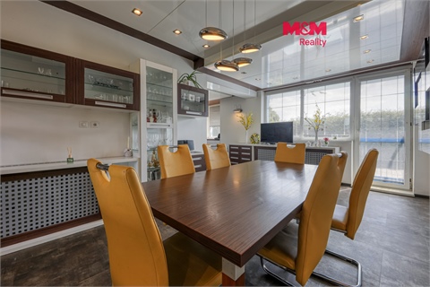 Prodej rodinného domu, 220 m² 0