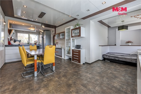 Prodej rodinného domu, 220 m² - 0