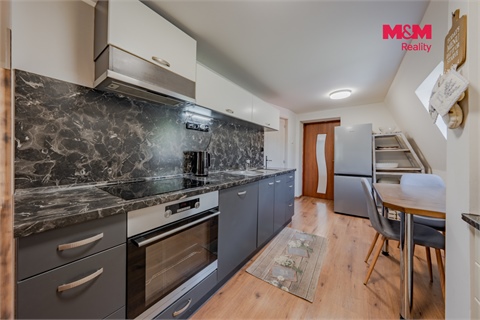 Prodej rodinného domu, 180 m² - 16
