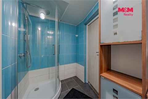 Prodej rodinného domu, 180 m² 18