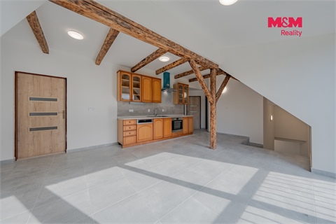 Prodej bytu 4kk, 81 m² 4