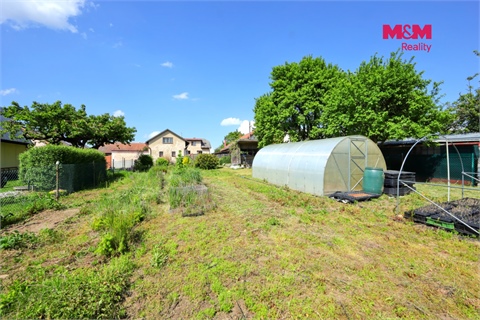 Prodej stavebního pozemku, 1 177 m² 6
