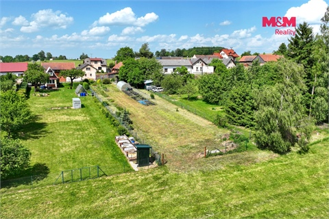 Prodej stavebního pozemku, 1 177 m² 2
