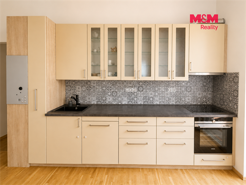 Prodej bytu 3kk, 70 m² - 2