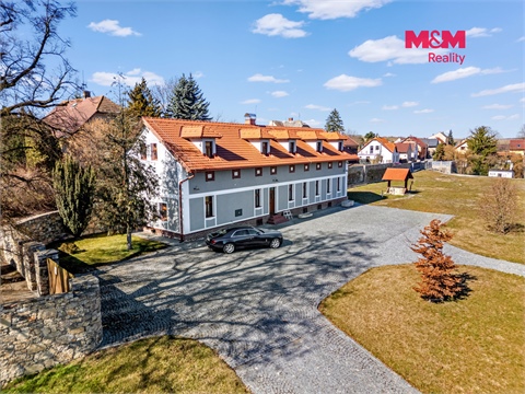 Prodej rodinného domu, 332 m² - 18