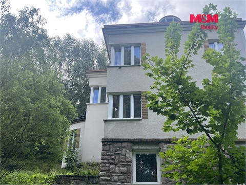 Prodej rodinného domu, 250 m² - 8