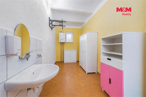 Prodej rodinného domu, 177 m² 8