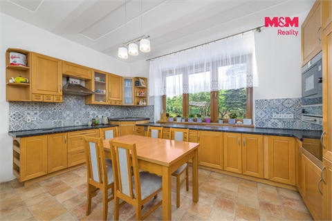 Prodej rodinného domu, 177 m² - 2