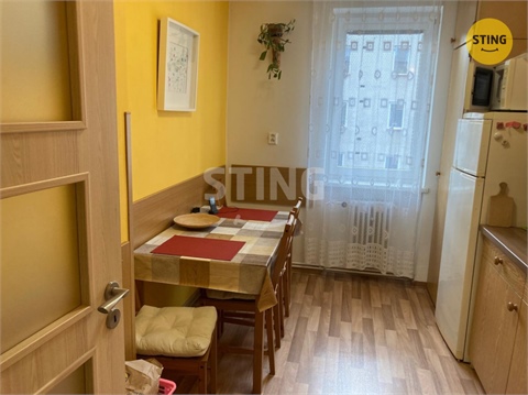 Pronájem bytu 3+1, 72 m² 0