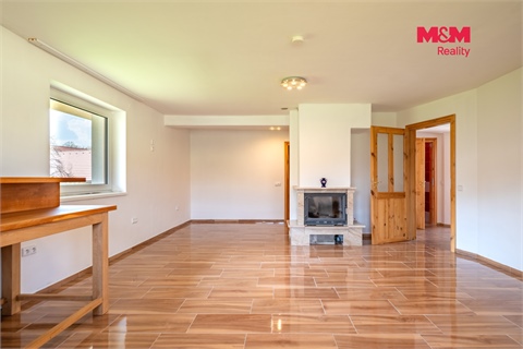 Prodej rodinného domu, 238 m² 2