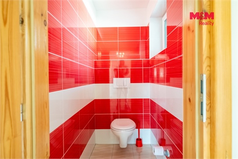 Prodej rodinného domu, 238 m² 24