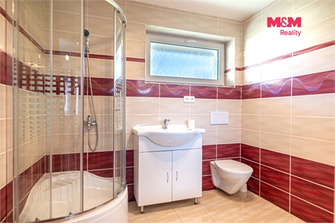 Prodej rodinného domu, 238 m² - 14