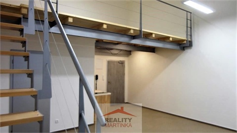 Pronájem kanceláře, 58 m² - 2
