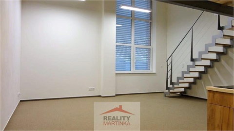 Pronájem kanceláře, 58 m² 0