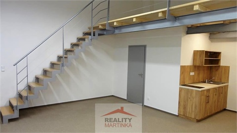 Pronájem kanceláře, 58 m² 18