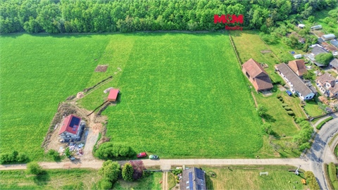 Prodej stavebního pozemku, 4 869 m² 0