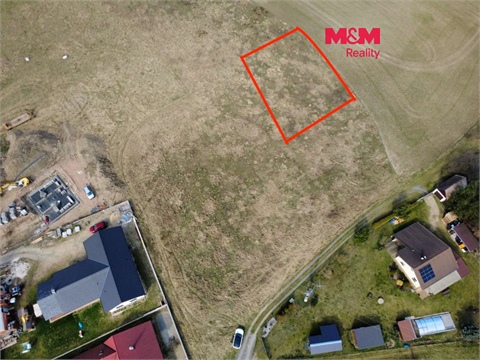 Prodej stavebního pozemku, 948 m² 0