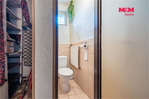 Prodej rodinného domu, 187 m² - 6